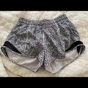 Lululemon Hotty Hot Shorts